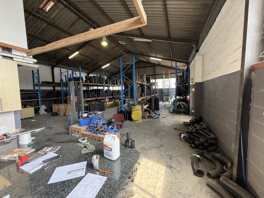 To Let commercial Property for Rent in Blackheath Industrial Western Cape
